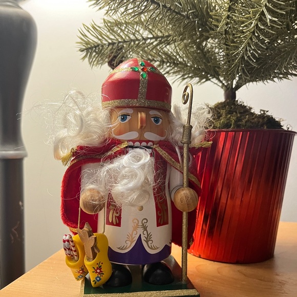Vintage world market limited edition sinterklass nutcracker 7 inches - Picture 2 of 6